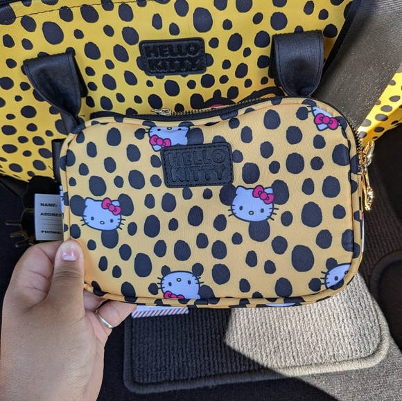 Hello kitty luggage tote purse - Picture 5 of 8